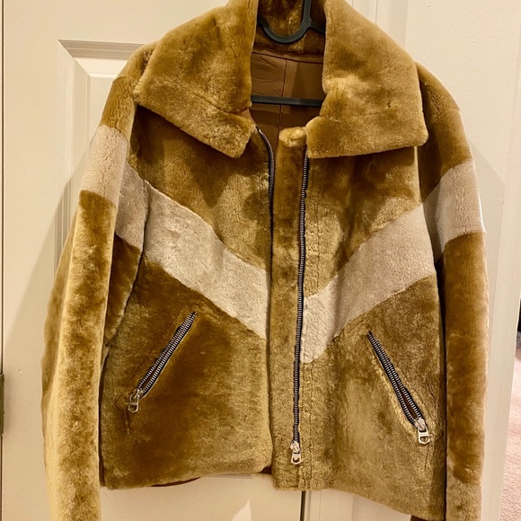 Sandro Cropped Sheepskin Jacket - Picture 8 of 8